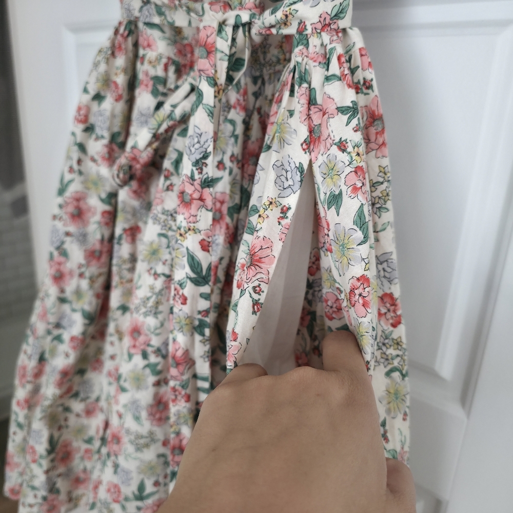 Ivy City Co Chelsea Dress in Cream Floral (Liberty Fabric 100% Cotton) - Picture 6 of 8